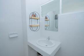 RoomQuest The Peak Patong Hill