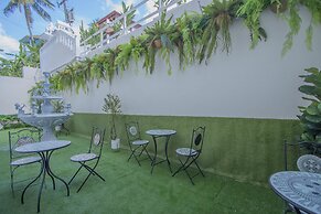 RoomQuest The Peak Patong Hill