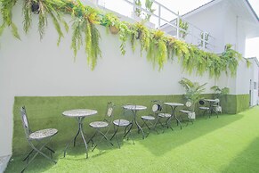 RoomQuest The Peak Patong Hill