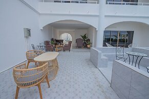 RoomQuest The Peak Patong Hill