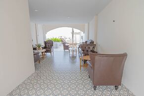 RoomQuest The Peak Patong Hill