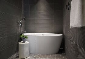 Kimpton Claret Hotel by IHG