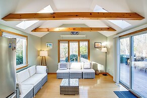 Chatham Home w/ Spacious Deck: 2 Mi to Beaches!