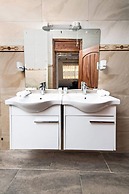 Esiankiki Resort & Spa