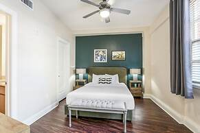 Spacious Modern Condos near French Quarter