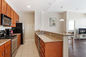 Spacious Modern Condos near French Quarter