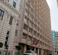 Spacious Modern Condos near French Quarter