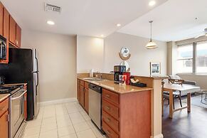 Spacious Modern Condos near French Quarter