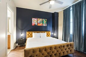 Spacious Modern Condos near French Quarter