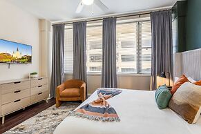 Spacious Modern Condos near French Quarter