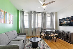 Spacious Modern Condos near French Quarter