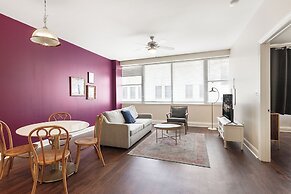 Spacious Modern Condos near French Quarter