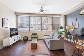 Spacious Modern Condos near French Quarter