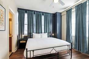 Spacious Modern Condos near French Quarter