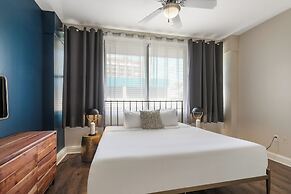 Spacious Modern Condos near French Quarter