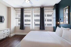 Spacious Modern Condos near French Quarter