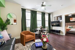Spacious Modern Condos near French Quarter