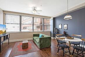 Spacious Modern Condos near French Quarter