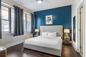 Spacious Modern Condos near French Quarter