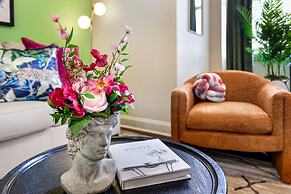 Spacious Modern Condos near French Quarter