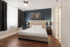 Spacious Modern Condos near French Quarter