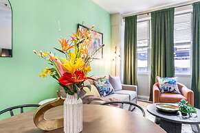 Spacious Modern Condos near French Quarter