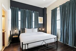 Spacious Modern Condos near French Quarter