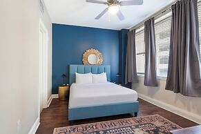 Spacious Modern Condos near French Quarter