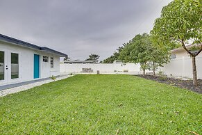 Fort Lauderdale Duplex ~ 6 Mi to Los Olas Beach!