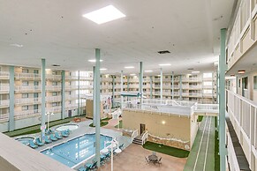 Walk to Beach: Hilton Head Resort Condo w/ Pools!