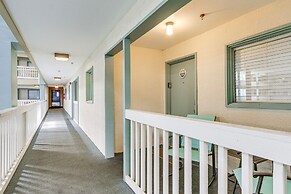 Walk to Beach: Hilton Head Resort Condo w/ Pools!