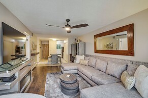 Grand Junction Condo: Balcony, Community Pool!