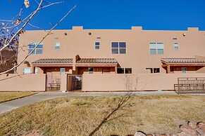 Moab Townhome w/ Patio, Near Arches National Park!