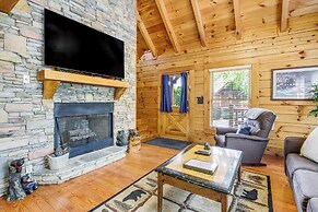 Pigeon Forge Cabin: Premier Location & Hot Tub