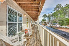 Townhome w/ Outdoor Pool & White Lake Access!