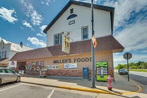 Lyndon Station Retreat ~ 9 Mi to Wisconsin Dells!