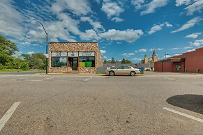 Lyndon Station Retreat ~ 9 Mi to Wisconsin Dells!