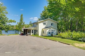 Lakefront Suring Home w/ Pool Table + Views!