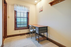 4 Mi to the Amish Village: Spacious Home w/ Deck!