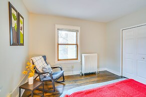 Cozy Minneapolis Apartment, 1 Mi to Downtown!