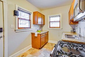Cozy Minneapolis Apartment, 1 Mi to Downtown!