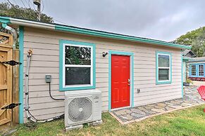 Galveston Group Getaway w/ Private Yard + Fire Pit