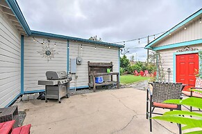 Galveston Group Getaway w/ Private Yard + Fire Pit