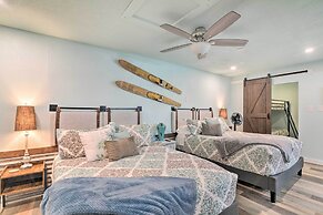 Galveston Group Getaway w/ Private Yard + Fire Pit