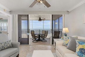 Beach Villas # 304 - Bogo24 2 Bedroom Condo by RedAwning