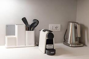 Central 2br Apartment Private Parking Long Term Welcome