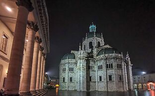 Central 2br Apartment Private Parking Long Term Welcome