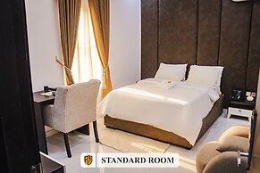 Robertware Hotel and Suites