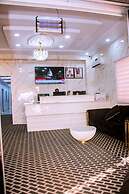 Robertware Hotel and Suites