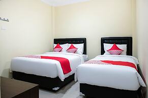 OYO Life 1149 Hotel Mustika